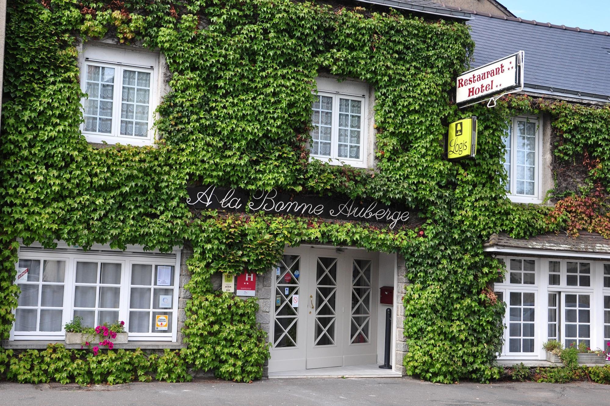 Logis Hotel A La Bonne Auberge Laval  Luaran gambar